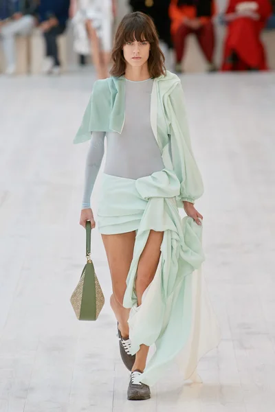 Look 21